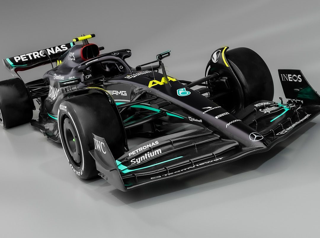 Mercedes-AMG F1 W14 E PERFORMANCE