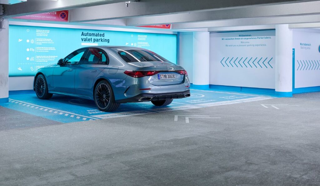 Seven Mercedes-Benz models ready for highly automated and driverless parking